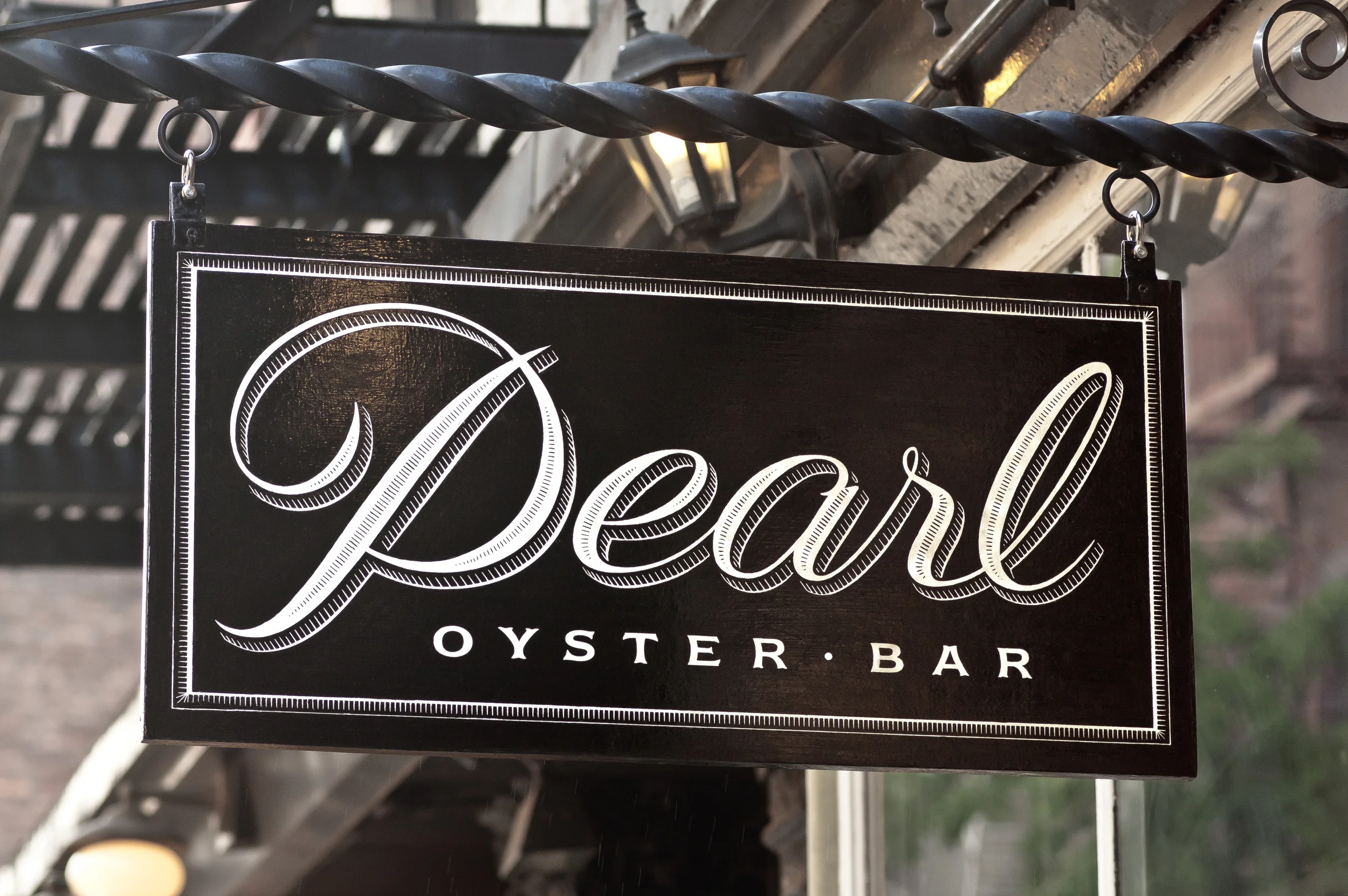 Pearl Oyster Bar